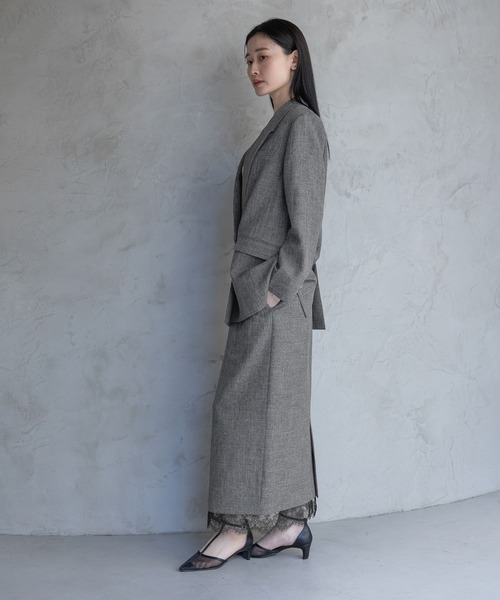 A part by(アパートバイ)の「LNTレースツキストレートスカート(スカート・レディース・ブラック系その他2/ネイビー/ベージュ・SMALL/MEDIUM)」の6枚目の写真