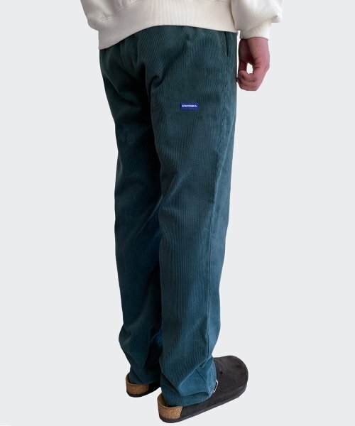 STAFF ONLY(スタッフオンリー)の「STEADY CORDUROY PANTS (DEEP GREEN)(その他パンツ・メンズ・その他・M)」の1枚目の写真