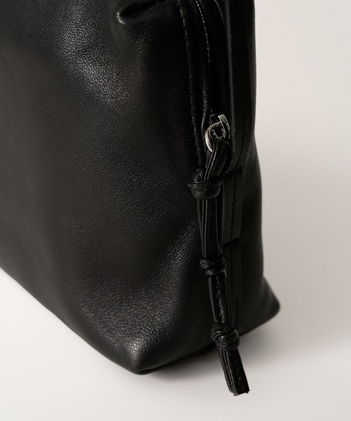 NOTHING WRITTEN（ナッシングリトゥン）の「NOTHING WRITTEN / ナッシングリトゥン Square bag ラムスキン レザーショルダーバッグ（ショルダーバッグ・レディース・ブラック・FREE）」の16枚目の写真