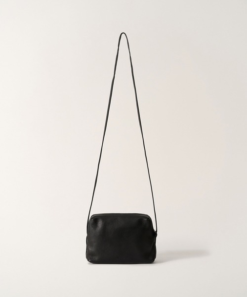 NOTHING WRITTEN（ナッシングリトゥン）の「NOTHING WRITTEN / ナッシングリトゥン Square bag ラムスキン レザーショルダーバッグ（ショルダーバッグ・レディース・ブラック・FREE）」の2枚目の写真