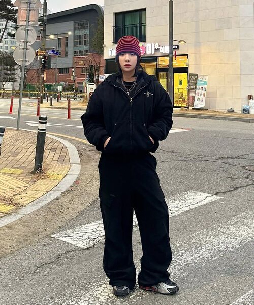 FDR(エフディーアール)の「Slant Pleats Multi Cargo Sweat Pants M.Gray(スウェットパンツ・レディース・ヘザーグレー・LARGE/SMALL)」の21枚目の写真