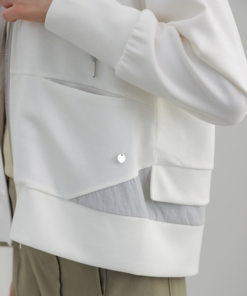 Bou Jeloud（ブージュルード）の「裾レイヤードバックラインジップパーカー（パーカー・レディース・ベージュ/ブラック/オフホワイト・FREE）」の12枚目の写真