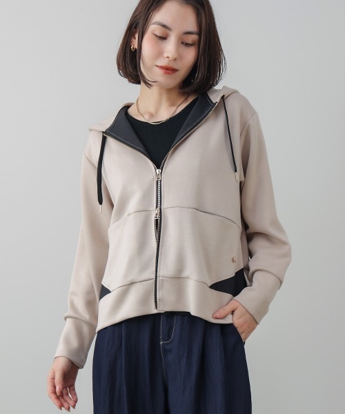 Bou Jeloud（ブージュルード）の「裾レイヤードバックラインジップパーカー（パーカー・レディース・ベージュ/ブラック/オフホワイト・FREE）」の13枚目の写真
