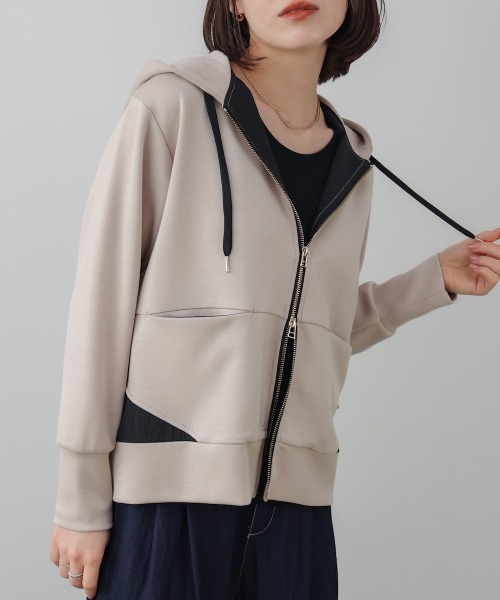 Bou Jeloud（ブージュルード）の「裾レイヤードバックラインジップパーカー（パーカー・レディース・ベージュ/ブラック/オフホワイト・FREE）」の15枚目の写真