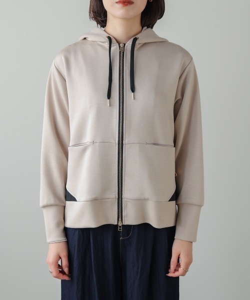 Bou Jeloud（ブージュルード）の「裾レイヤードバックラインジップパーカー（パーカー・レディース・ベージュ/ブラック/オフホワイト・FREE）」の22枚目の写真