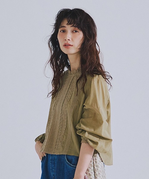 studio CLIP（スタディオクリップ）の「フロントレースブラウス（シャツ/ブラウス・レディース・ベージュ/ホワイト/スモーク・MEDIUM/LARGE）」の13枚目の写真