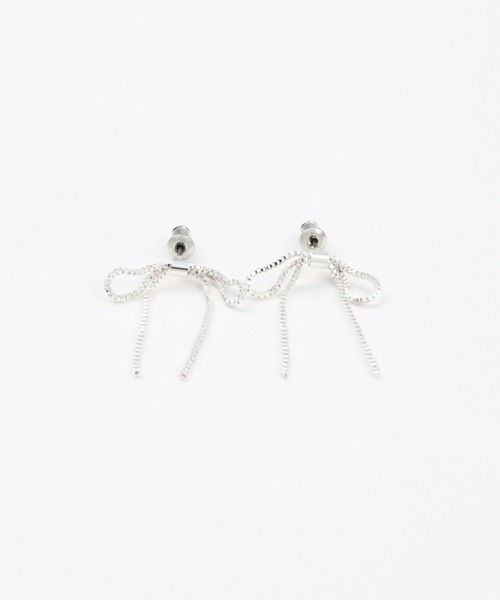 Nothing And Others（ナッシングアンドアザーズ）の「「Nothing And Others/ナッシングアンドアザーズ」Ribbon Link Pierce（ピアス（両耳用）・レディース・ゴールド/シルバー・FREE）」の4枚目の写真