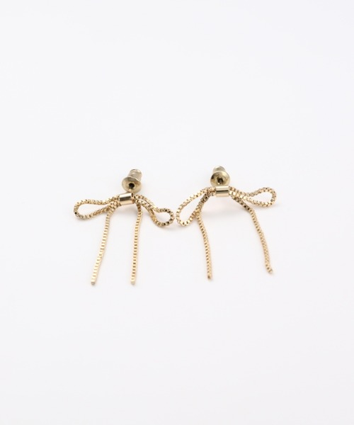 Nothing And Others（ナッシングアンドアザーズ）の「「Nothing And Others/ナッシングアンドアザーズ」Ribbon Link Pierce（ピアス（両耳用）・レディース・ゴールド/シルバー・FREE）」の6枚目の写真