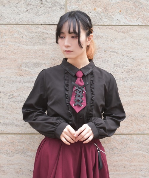 axes femme(アクシーズファム)の「レースアップタイ付BL(シャツ/ブラウス・レディース・キナリ/ベージュ/ブラック・MEDIUM/LARGE)」の4枚目の写真