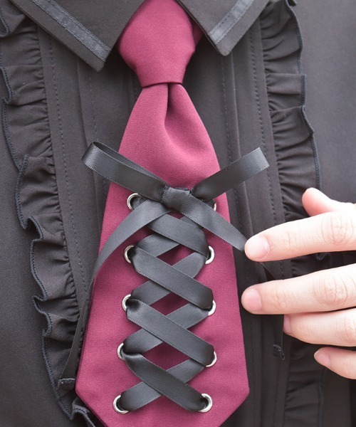 axes femme(アクシーズファム)の「レースアップタイ付BL(シャツ/ブラウス・レディース・キナリ/ベージュ/ブラック・MEDIUM/LARGE)」の9枚目の写真