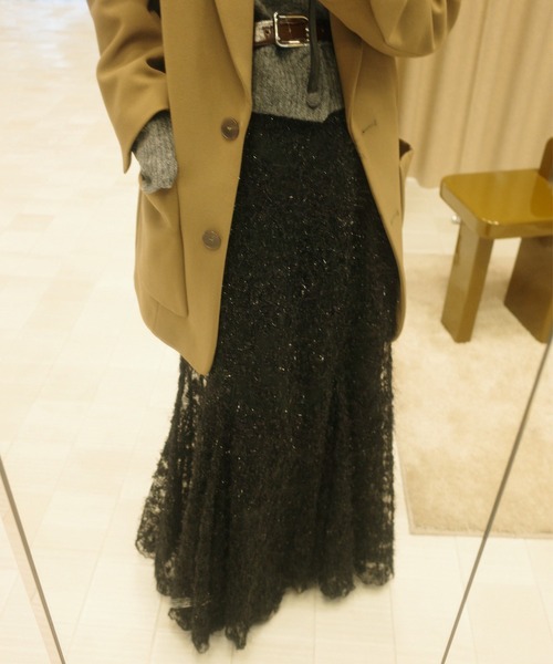 Ameri（アメリ）の「SHEER FEATHER MERMAID SKIRT（スカート・レディース・ブラック/グレイッシュベージュ・SMALL/MEDIUM）」の3枚目の写真