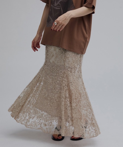 Ameri(アメリ)の「SHEER FEATHER MERMAID SKIRT(スカート・レディース・ブラック/グレイッシュベージュ・SMALL/MEDIUM)」の19枚目の写真