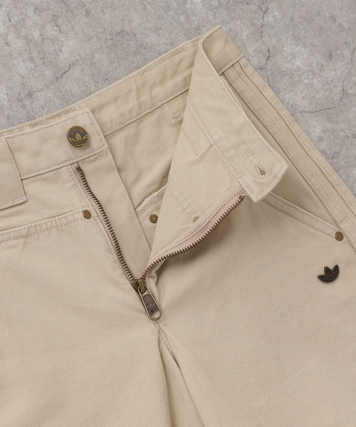 adidas Originals(アディダスオリジナルス)の「adidas originals / アディダス オリジナルス CANVAS LOOSE PANTS(その他パンツ・レディース・カーキ・26/25)」の10枚目の写真