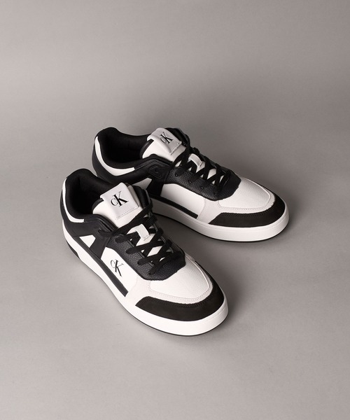 Calvin Klein(カルバン・クライン)の「カップソールバスケットシューズ(スニーカー・メンズ・ホワイト×ブラック・43/42/41/40/45/44)」の1枚目の写真