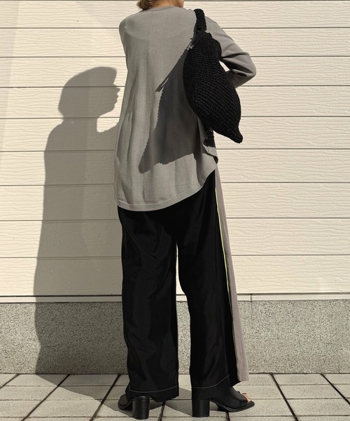 Q(キュー)の「バイカラーサイドラインパンツ(その他パンツ・レディース・グレイッシュベージュ/アイボリー・MEDIUM)」の19枚目の写真