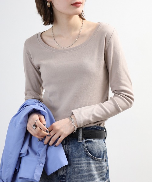 FUNALIVE(ファンアライブ)の「ロングTシャツ コットンフライス クルーネック(Tシャツ/カットソー・レディース・カーキ/ピンク系その他/杢グレー/チャコールグレー/ホワイト/ネイビー/グレイッシュベージュ/ブラック/ブルーグレー・3L/LL/M/L)」の11枚目の写真