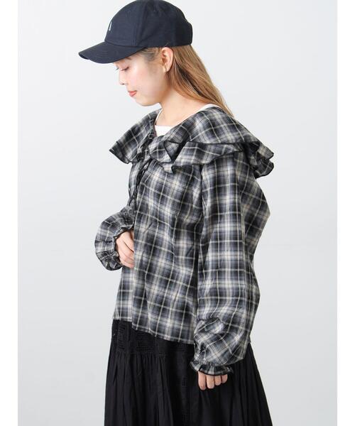 Samansa Mos2（サマンサ モスモス）の「フリル襟ブラウス（シャツ/ブラウス・レディース・ブラック/ブルー/オフホワイト・F）」の9枚目の写真