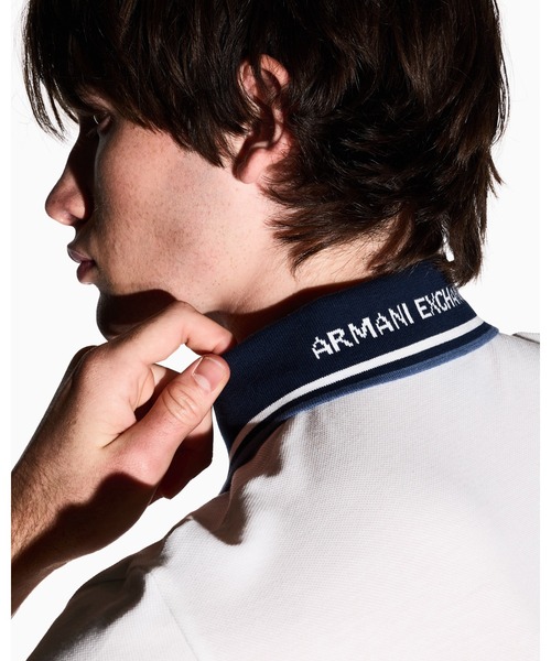ARMANI EXCHANGE(アルマーニエクスチェンジ)の「【A|X アルマーニ エクスチェンジ】ロゴ オン バックネック 半袖ポロシャツ/SLIM(ポロシャツ・メンズ・オフホワイト/ブラック・XX-LARGE/X-SMALL/X-LARGE/LARGE/SMALL/MEDIUM)」の4枚目の写真