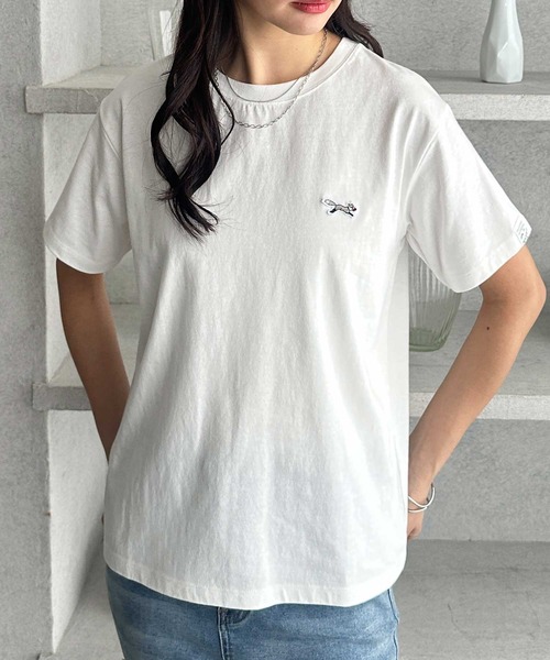 PENNEYS(ぺニーズ)の「GeeRA別注【PENNEYS】綿100%接触冷感ベーシックTシャツ ペニーズ キツネ/ペニーズ フォックス/THE FOX(Tシャツ/カットソー・レディース・ブラック/オフホワイト/ホワイト系その他/チャコール・MEDIUM/LARGE/X-LARGE)」の5枚目の写真
