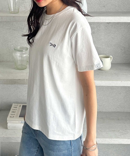 PENNEYS(ぺニーズ)の「GeeRA別注【PENNEYS】綿100%接触冷感ベーシックTシャツ ペニーズ キツネ/ペニーズ フォックス/THE FOX(Tシャツ/カットソー・レディース・ブラック/オフホワイト/ホワイト系その他/チャコール・MEDIUM/LARGE/X-LARGE)」の6枚目の写真