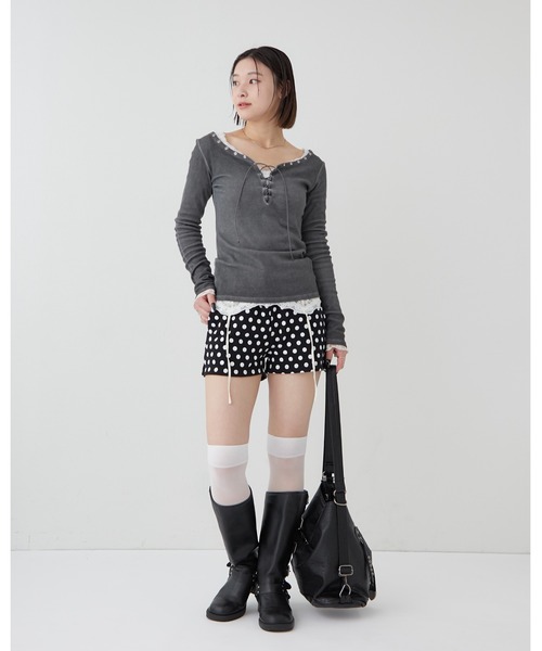 WHO'S WHO gallery(フーズフーギャラリー)の「レースガータートップス(Tシャツ/カットソー・レディース・ホワイト/ブラック・FREE)」の11枚目の写真