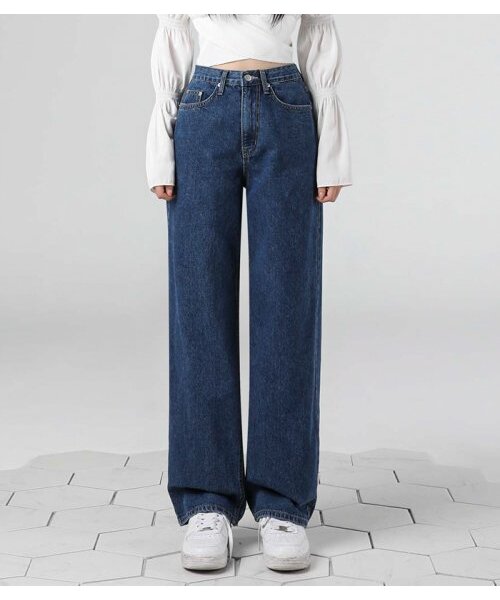 AVANDRESS（アバンドレス ）の「STRAIGHT WIDE DENIM PANTS BLUE（デニムパンツ・レディース・その他・LARGE/MEDIUM/SMALL）」の2枚目の写真