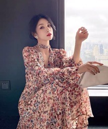 チョーカーネック花柄シフォンワンピース