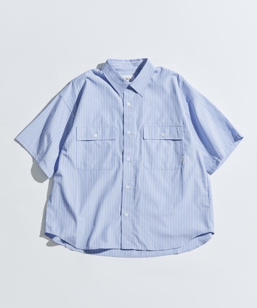 WETTEMPT（ウィテンプト）の「DOUBLE POCKET STRIPE S/S SHIRT / ダブルポケットストライプS/Sシャツ（シャツ/ブラウス・メンズ・ブラウン/サックスブルー/ブルー・SMALL/MEDIUM/LARGE）」の4枚目の写真