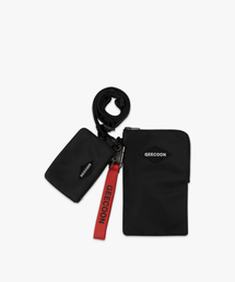 GEECOON（ジークーン）の「トラベルマルチポーチ（キーホルダー除く）GEE248-702 ブラック（ポーチ）」