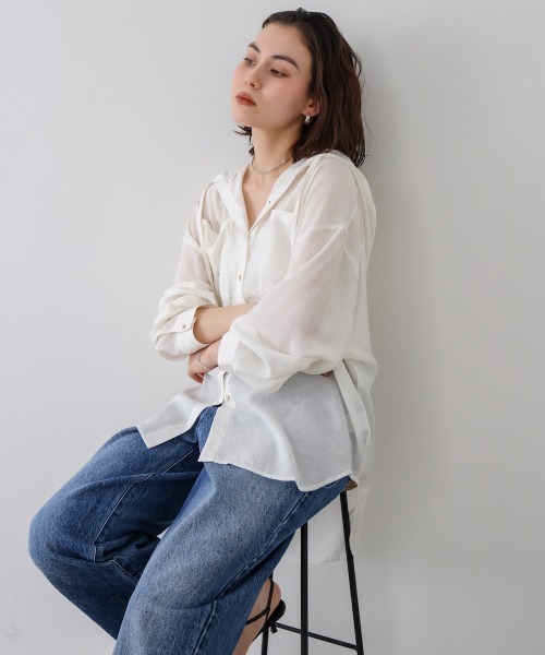 Bou Jeloud（ブージュルード）の「フーデットシャツ（シャツ/ブラウス・レディース・ブルー/チャコールグレー/オフホワイト・38）」の9枚目の写真