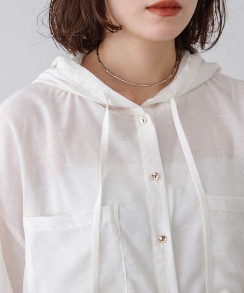 Bou Jeloud（ブージュルード）の「フーデットシャツ（シャツ/ブラウス・レディース・ブルー/チャコールグレー/オフホワイト・38）」の14枚目の写真