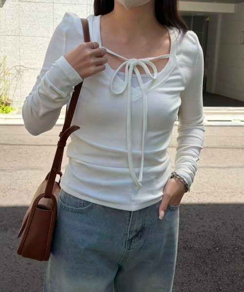 mebole(メボレ)の「Vネックリボンタイトップ(Tシャツ/カットソー・レディース・ホワイト/ネイビー/グレー/ブラック・FREE)」の9枚目の写真