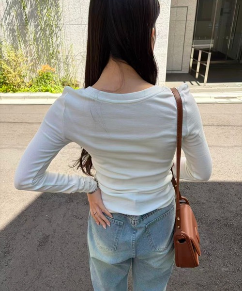 mebole(メボレ)の「Vネックリボンタイトップ(Tシャツ/カットソー・レディース・ホワイト/ネイビー/グレー/ブラック・FREE)」の18枚目の写真