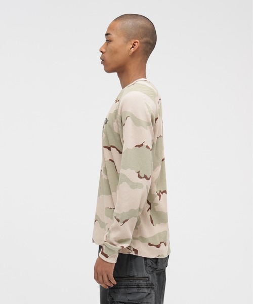 AVIREX（アヴィレックス）の「《直営店限定》MINI WAFFLE CAMO RAGLAN L/S T-SHIRT / ミニワッフル カモ ラグラン ロングスリーブ Tシャツ / AVIREX / アヴィレックス（Tシャツ/カットソー・メンズ・グリーン系カモフラージュ/ベージュ系その他・MEDIUM/SMALL/X-LARGE/LARGE）」の9枚目の写真