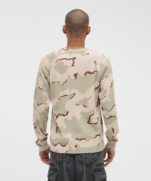 AVIREX（アヴィレックス）の「《直営店限定》MINI WAFFLE CAMO RAGLAN L/S T-SHIRT / ミニワッフル カモ ラグラン ロングスリーブ Tシャツ / AVIREX / アヴィレックス（Tシャツ/カットソー・メンズ・グリーン系カモフラージュ/ベージュ系その他・MEDIUM/SMALL/X-LARGE/LARGE）」の10枚目の写真