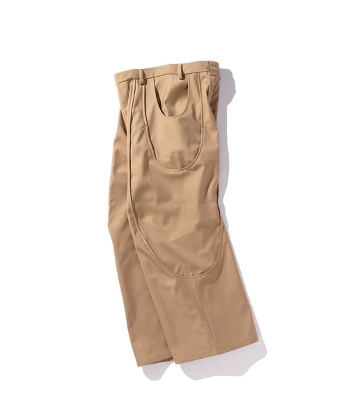 GOAT ESSENCE(ゴートエッセンス)の「TUCK CURVE WIDE PANTS(スラックス・メンズ・ベージュ/ブラック/グレー・1/2)」の11枚目の写真