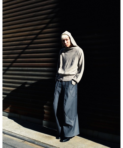 GOAT ESSENCE(ゴートエッセンス)の「TUCK CURVE WIDE PANTS(スラックス・メンズ・ベージュ/ブラック/グレー・1/2)」の13枚目の写真