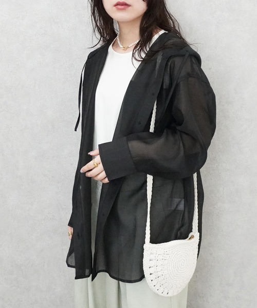 SELECT LEVERY(セレクトリベリー)の「長袖シアーフードシャツ(シャツ/ブラウス・レディース・ブラック/グレイッシュベージュ/ホワイト・MEDIUM)」の9枚目の写真