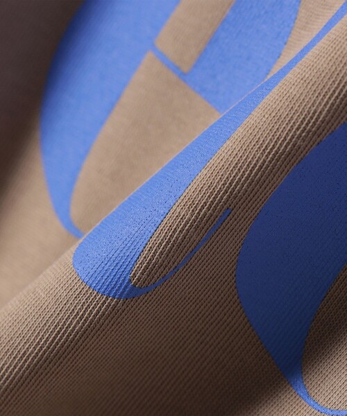 SHIPS Colors(シップス カラーズ)の「【一部WEB限定】SHIPS Colors:〈接触冷感・UVカット〉ビッグロゴ ドルマン Tシャツ◇(Tシャツ/カットソー・レディース・カーキ/ホワイト/ネイビー/オフホワイト/ブラウン・ONE SIZE)」の17枚目の写真