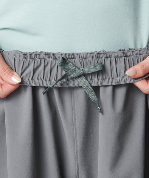 UNDER ARMOUR(アンダーアーマー)の「UAライバル ウーブン ワイド パンツ(ライフスタイル/レディース)(その他パンツ・レディース・イエロー系・L/XL/M/S)」の6枚目の写真