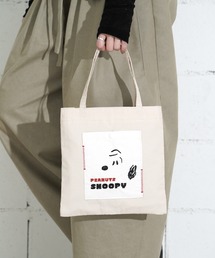 PEANUTS（ピーナッツ）の「"09"≪PEANUTS≫2ポケット ナイロン フェイス 刺繍 ミニ トートバッグ（トートバッグ）」