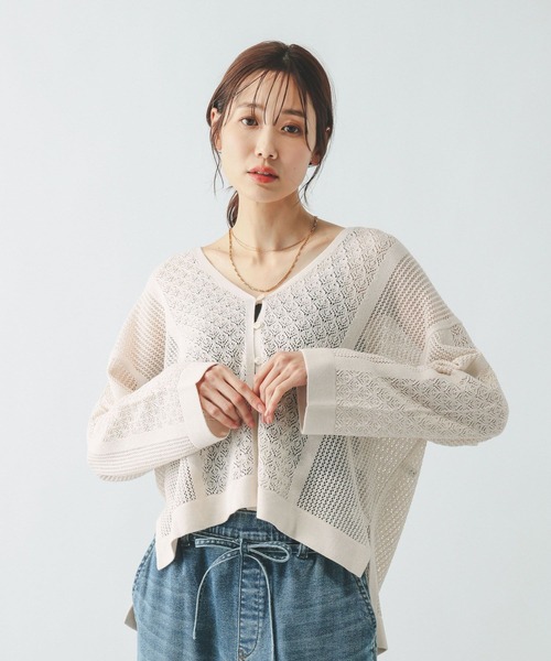 GLOBAL WORK(グローバルワーク)の「パネルレース編みVネックカーディガン/642713(カーディガン/ボレロ・レディース・ブラック/ダークブラウン/ベージュ系その他7・LARGE/MEDIUM)」の3枚目の写真