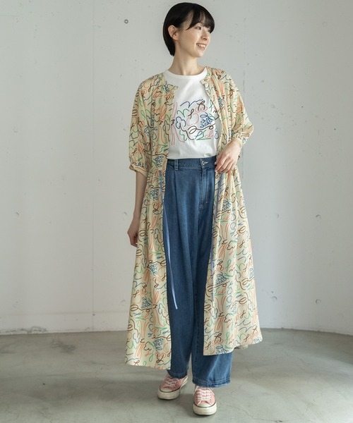 POU DOU DOU(プードゥドゥ)の「ダンシングフルーツプリントギャザーワンピース(ワンピース・レディース・ライトグレー/キナリ・3)」の16枚目の写真