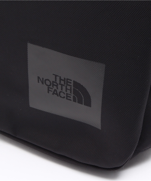 THE NORTH FACE(ザノースフェイス)の「ザ・ノース・フェイス バックパック / シャトルデイパックスリム(バックパック/リュック・レディース・ブラック/ダークネイビー/ホワイト/ブルー系その他/ブラック系その他/オリーブドラブ/ネイビー/サンドベージュ/オリーブ/ヘザーグレー/ブルー系その他2/インディゴブルー・ONE SIZE)」の21枚目の写真