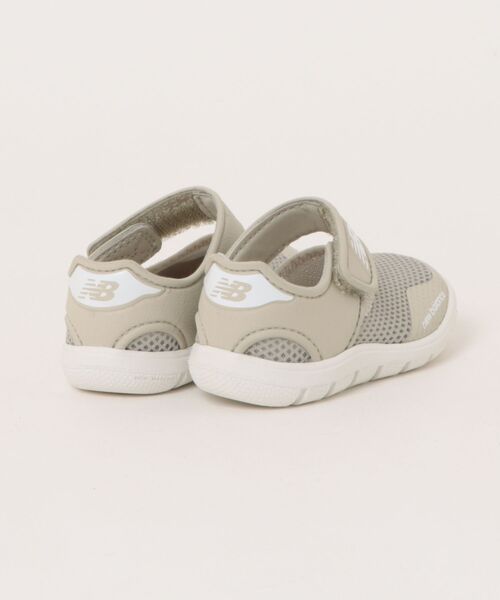 NEW BALANCE(ニューバランス)の「ニューバランス サンダル I208(ベビーシューズ/ベビーソックス・キッズ・ベージュ・12.5cm/13.0cm/13.5cm/14.0cm/14.5cm/15.0cm/15.5cm/12.0cm/16.5cm/16.0cm)」の2枚目の写真