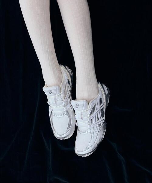 GARDEN TOKYO(ガーデントウキョウ)の「ASICS/アシックス/HYPERSYNC/1203A879-100(スニーカー・メンズ・シルバー・24.5cm/23.5cm/25.5cm/25.0cm/24.0cm/26.0cm/23.0cm/27.0cm)」の2枚目の写真