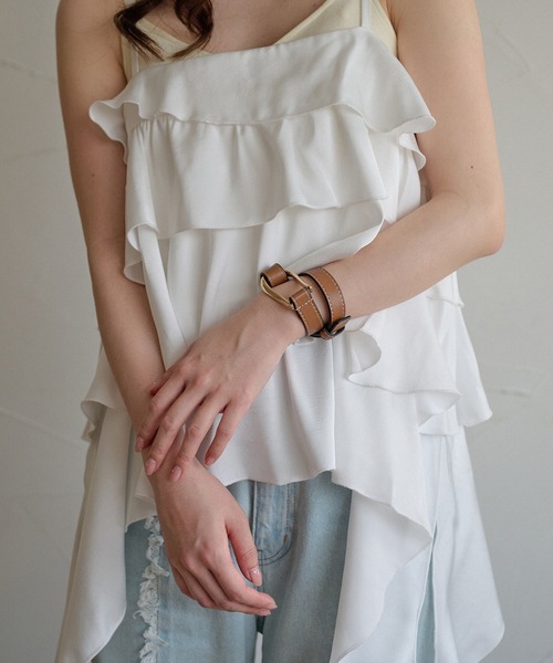 mideal(マイディール)の「asymmetry frill cami tops / アシンメトリーフリルキャミトップス(キャミソール・レディース・ダークブラウン/オフホワイト/イエロー・FREE)」の5枚目の写真