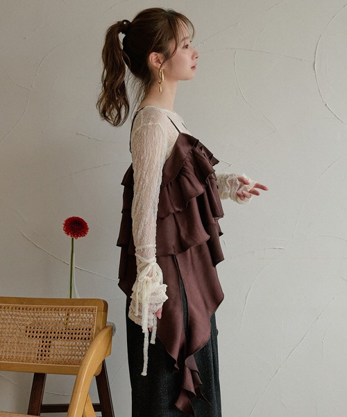 mideal(マイディール)の「asymmetry frill cami tops / アシンメトリーフリルキャミトップス(キャミソール・レディース・ダークブラウン/オフホワイト/イエロー・FREE)」の8枚目の写真