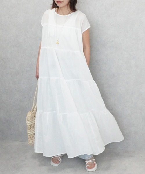 SELECT LEVERY(セレクトリベリー)の「インド綿 フレンチスリーブ ティアードロングワンピース(ワンピース・レディース・パープル/チャコール/ブラック/オフホワイト・FREE)」の1枚目の写真