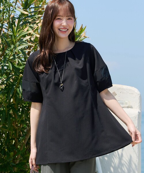 Tiaclasse（ティアクラッセ）の「シフォンランタンスリーブチュニック（Tシャツ/カットソー・レディース・ブルー/グレイッシュベージュ/ブラック・XL/XXL）」の17枚目の写真